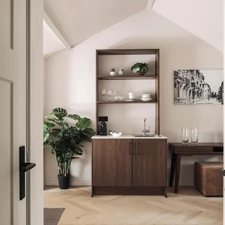 Bed & Breakfast Zurenborg Anversa