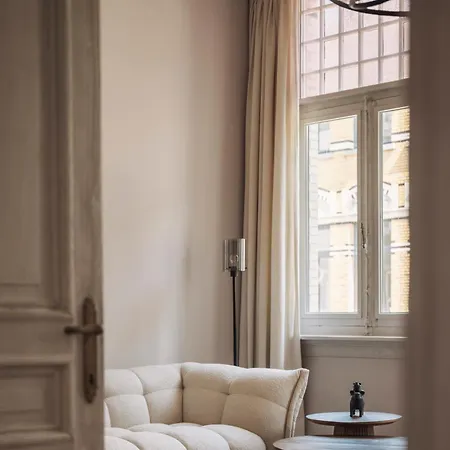 Zurenborg Bed & Breakfast Anversa