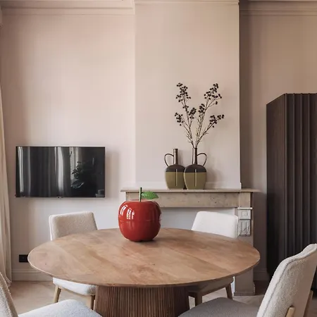 Zurenborg Bed & Breakfast Anversa